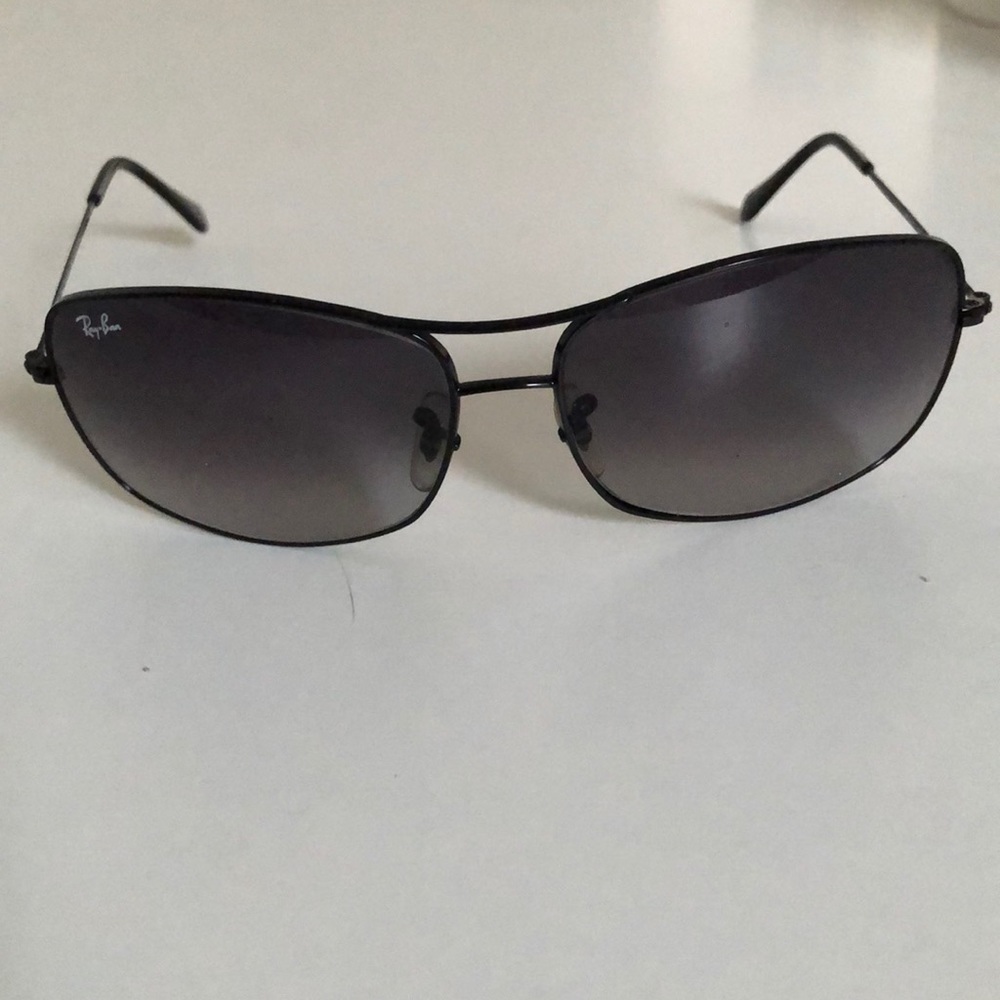 Ray-ban Aviators - Picture 2 of 5